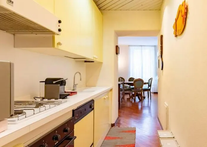 Welcome Riviera, Casa Luigina Apartment, 90 Sqm, Sea View, 2 Bedroom, 1 Bathroom, Free Wifi, And, Depending On Availability, A Private Garage 800 Meters Away At 20,00 Euro Per Night Apartman