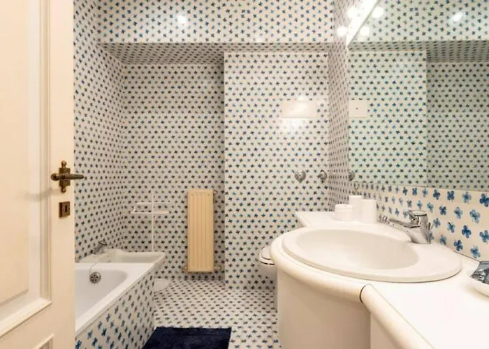 Welcome Riviera, Casa Luigina Apartment, 90 Sqm, Sea View, 2 Bedroom, 1 Bathroom, Free Wifi, And, Depending On Availability, A Private Garage 800 Meters Away At 20,00 Euro Per Night Apartman *