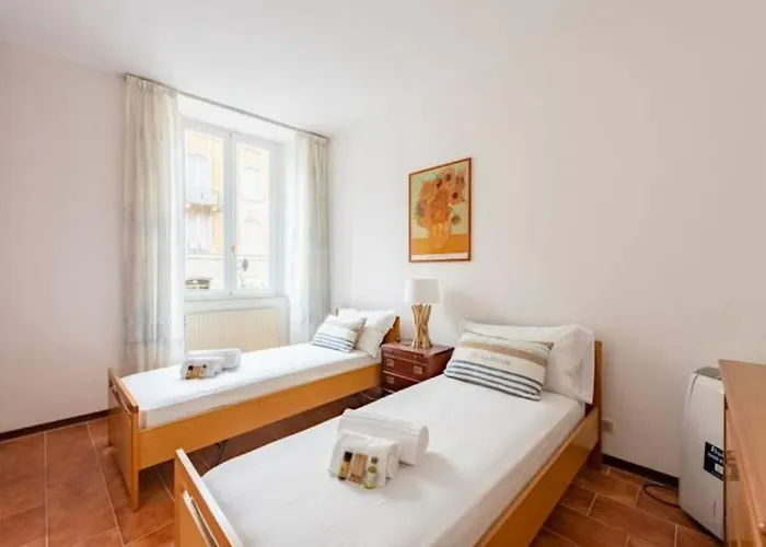 Apartman Welcome Riviera, Casa Luigina Apartment, 90 Sqm, Sea View, 2 Bedroom, 1 Bathroom, Free Wifi, And, Depending On Availability, A Private Garage 800 Meters Away At 20,00 Euro Per Night
