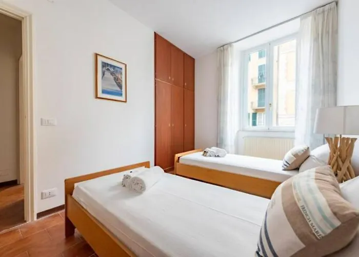 Welcome Riviera, Casa Luigina Apartment, 90 Sqm, Sea View, 2 Bedroom, 1 Bathroom, Free Wifi, And, Depending On Availability, A Private Garage 800 Meters Away At 20,00 Euro Per Night *